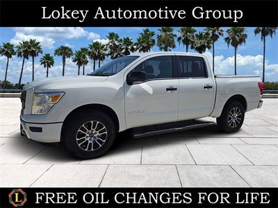 2024 Nissan Titan SV