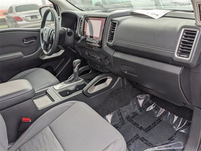 2024 Nissan Frontier SV