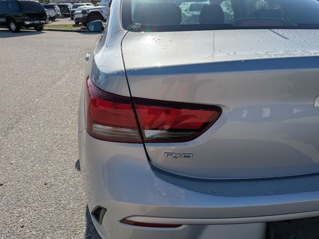 2022 Kia Rio S