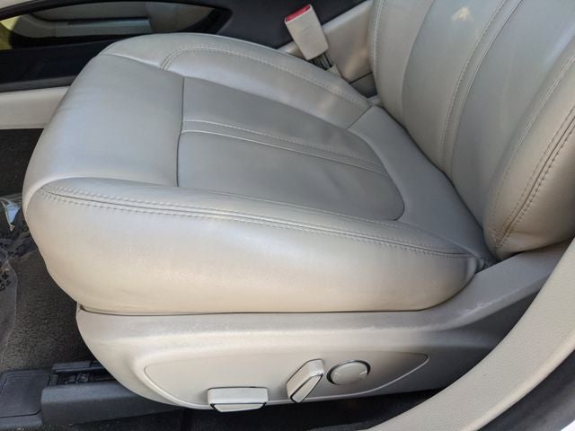 2016 Lincoln MKZ Base