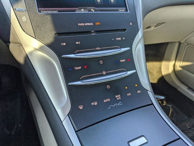 2016 Lincoln MKZ Base
