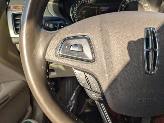 2016 Lincoln MKZ Base