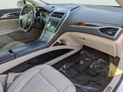 2016 Lincoln MKZ Base