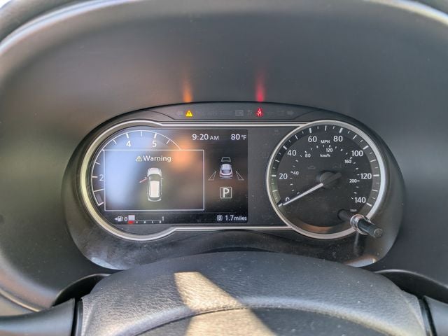 2018 Nissan Kicks SR Blue w white roof