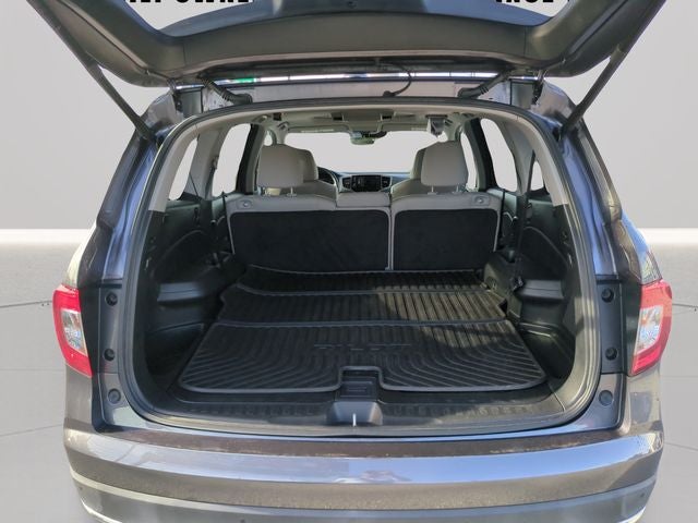 2022 Honda Pilot Touring 8 Passenger