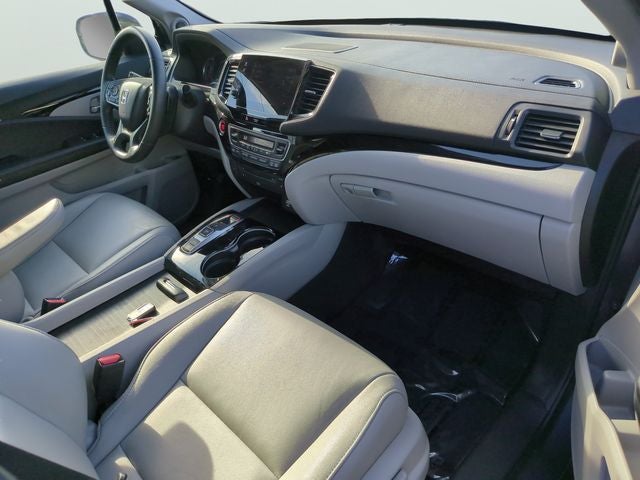 2022 Honda Pilot Touring 8 Passenger