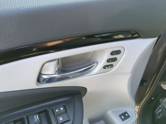 2022 Honda Pilot Touring 8 Passenger