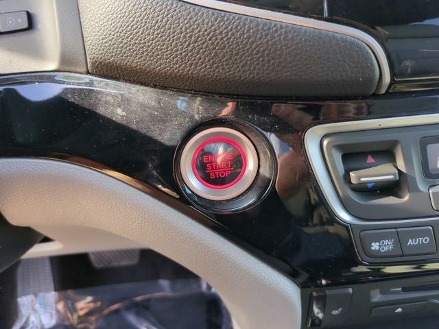 2022 Honda Pilot Touring 8 Passenger