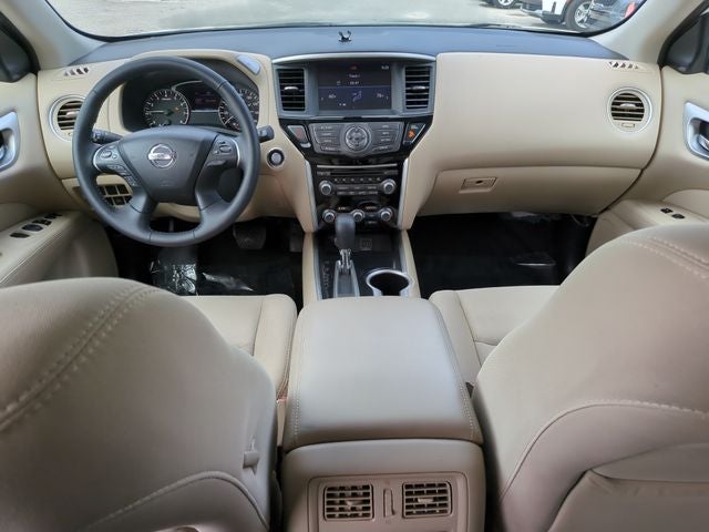 2019 Nissan Pathfinder SV