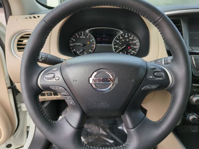 2019 Nissan Pathfinder SV