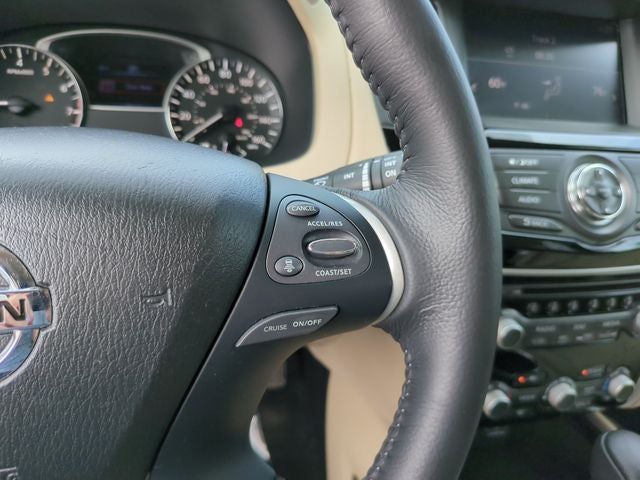 2019 Nissan Pathfinder SV