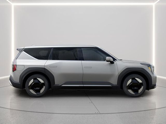 2026 Kia EV9 Light Long Range