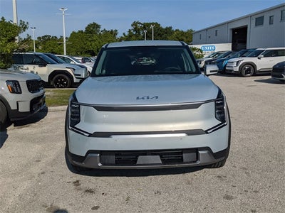 2026 Kia EV9 Light Long Range