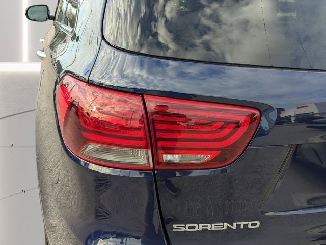 2020 Kia Sorento S