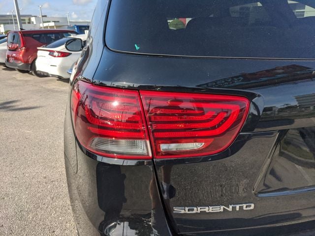2020 Kia Sorento S