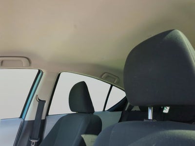 2014 Toyota Prius c Two