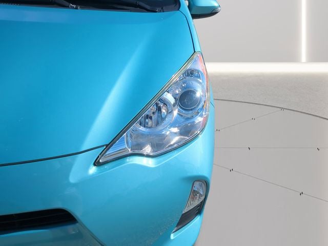 2014 Toyota Prius c Two