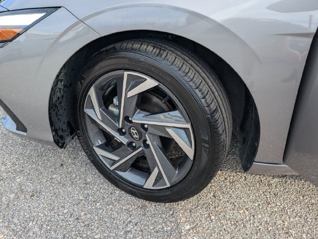 2024 Hyundai Elantra Hybrid Limited