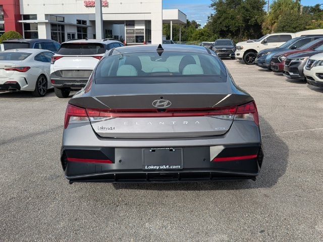 2024 Hyundai Elantra Hybrid Limited