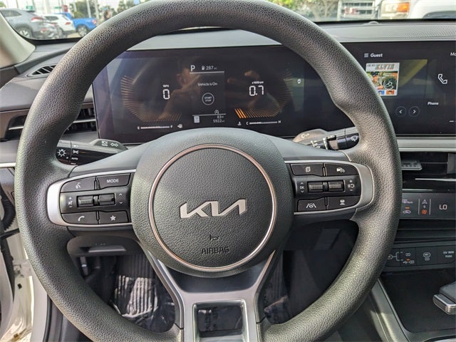 2025 Kia K5 LXS
