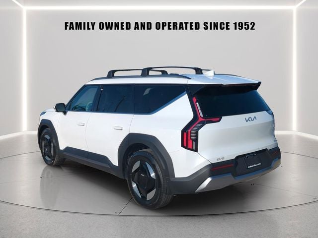 2024 Kia EV9 Wind
