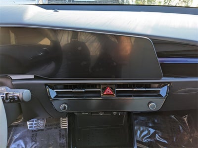 2025 Kia Niro SX Touring