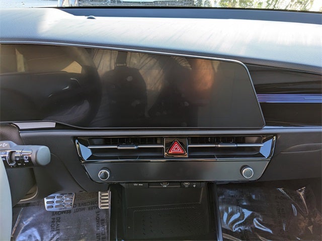 2025 Kia Niro SX Touring