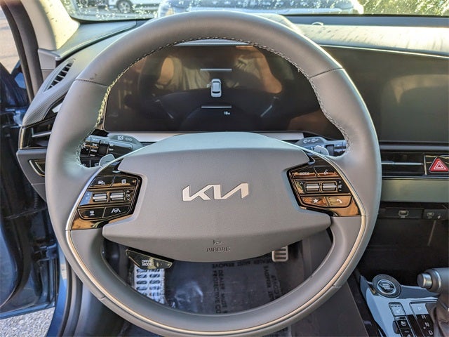 2025 Kia Niro SX Touring