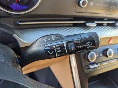 2023 Kia Carnival LX