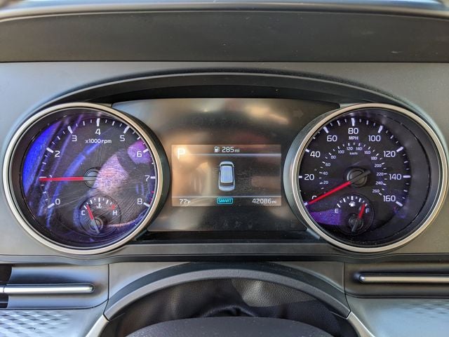 2023 Kia Carnival LX