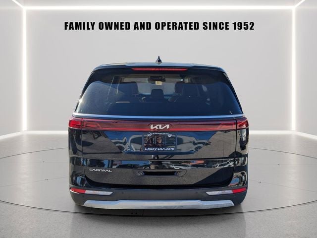 2023 Kia Carnival LX