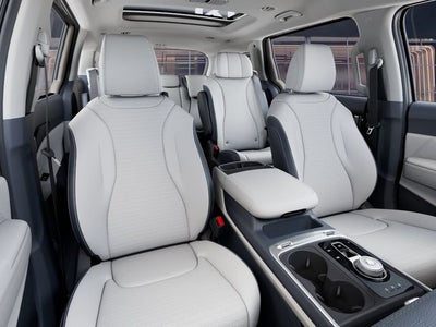2026 Kia Carnival Hybrid Base