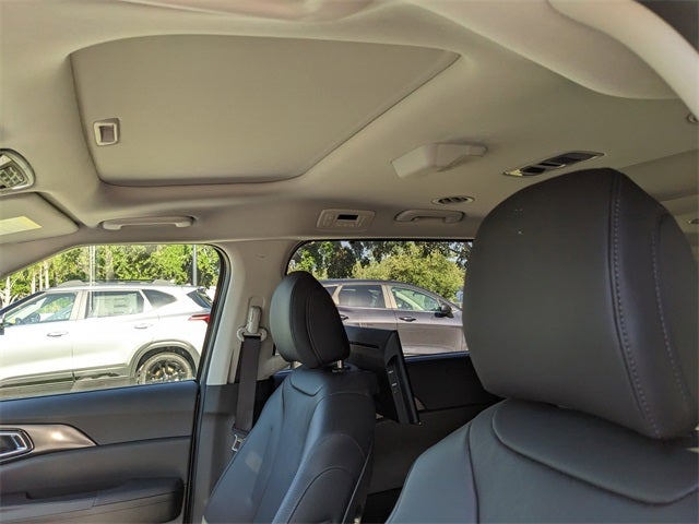 2025 Kia Carnival Hybrid SX