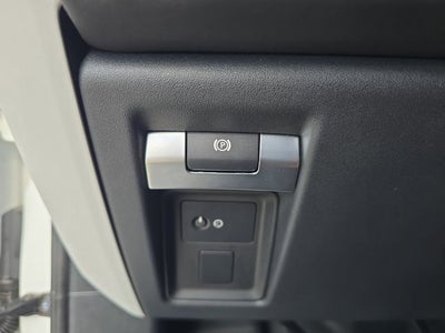 2025 Land Rover Defender 110 S