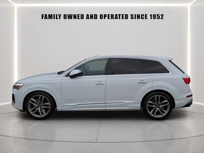 2025 Audi SQ7 Premium Plus quattro