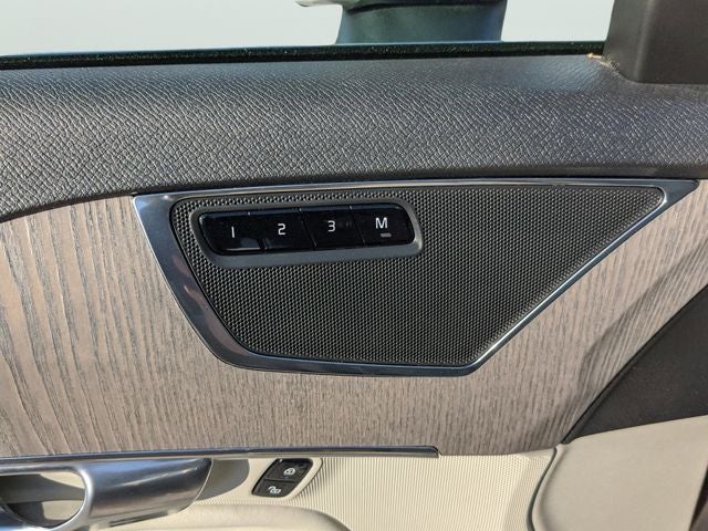 2023 Volvo XC90 B6 Plus 7-Seater