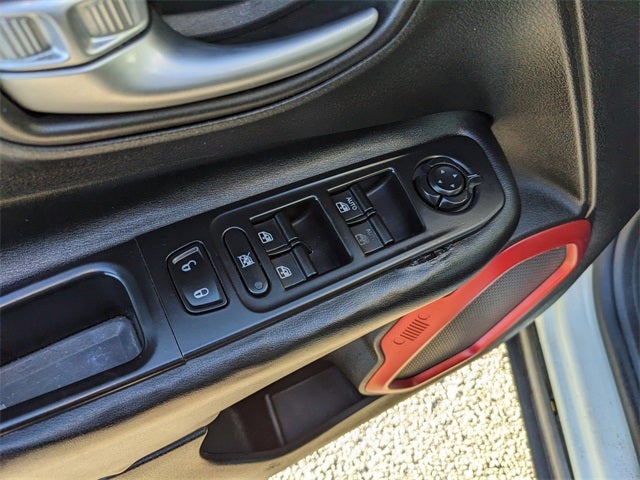 2016 Jeep Renegade Trailhawk